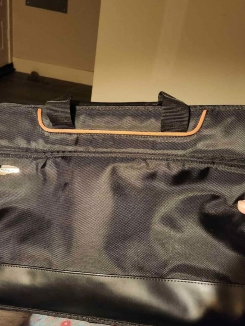 Lenovo Toploader 15.6"  YC300 Laptop briefcase